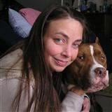 Mia Weber assignment help expert profile photo