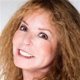 Mia Weber assignment help expert profile photo